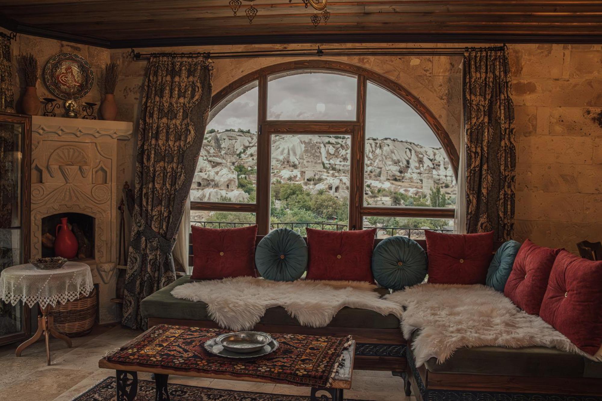 Sah Saray Cave Suites Halal Hotel ギョレメ エクステリア 写真