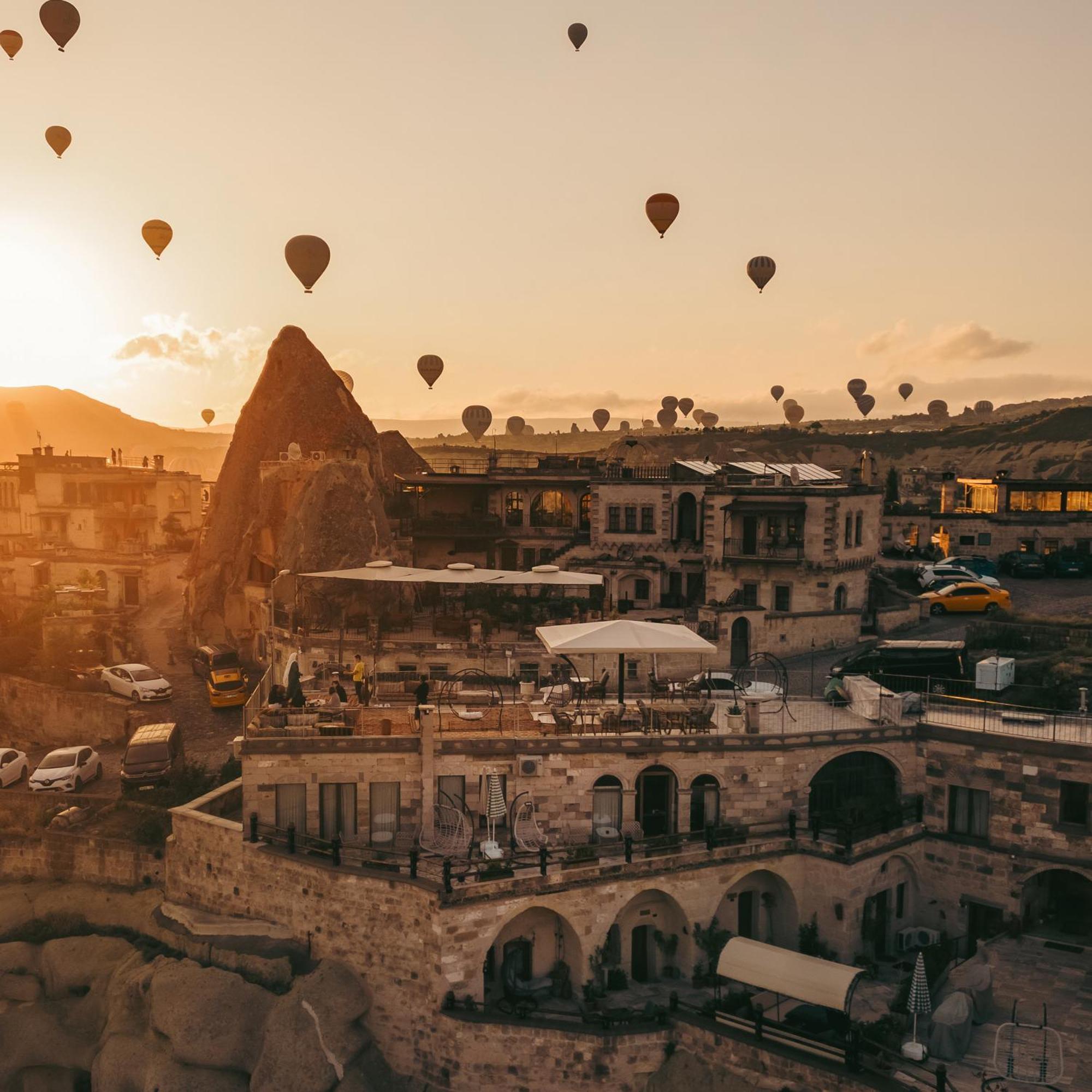 Sah Saray Cave Suites Halal Hotel ギョレメ エクステリア 写真
