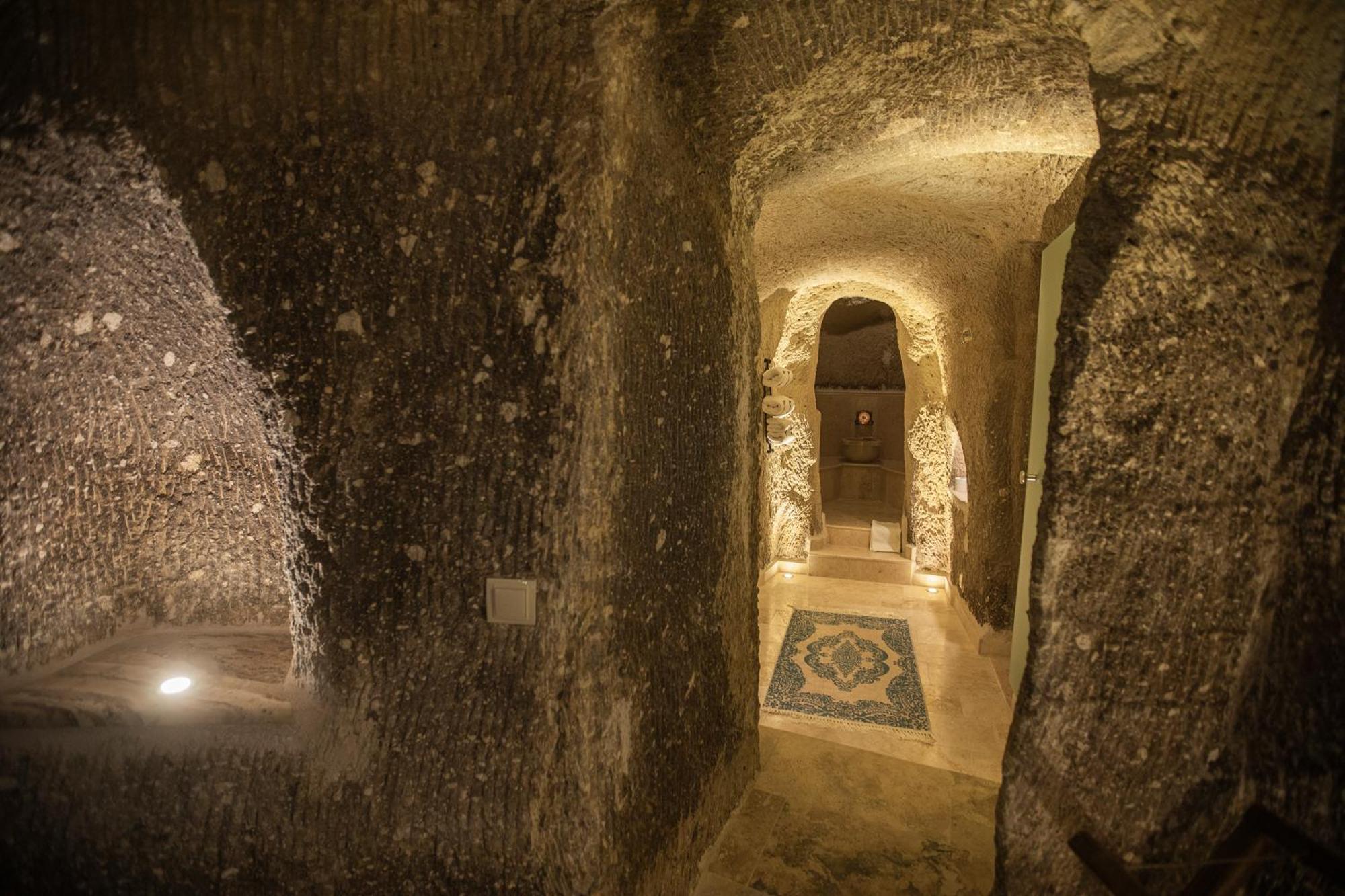 Sah Saray Cave Suites Halal Hotel ギョレメ エクステリア 写真